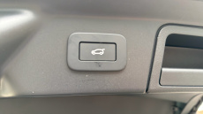 Land Rover Range Rover Velar 3.0 D300 MHEV Dynamic HSE 5dr Auto Diesel Estate